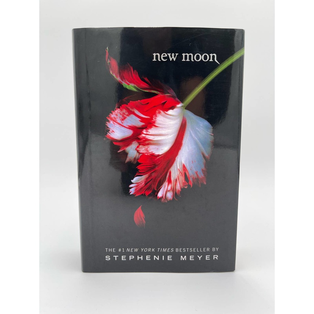 The Twilight Saga: New Moon by Stephenie Meyer Hardcover 2006 1st Ed.